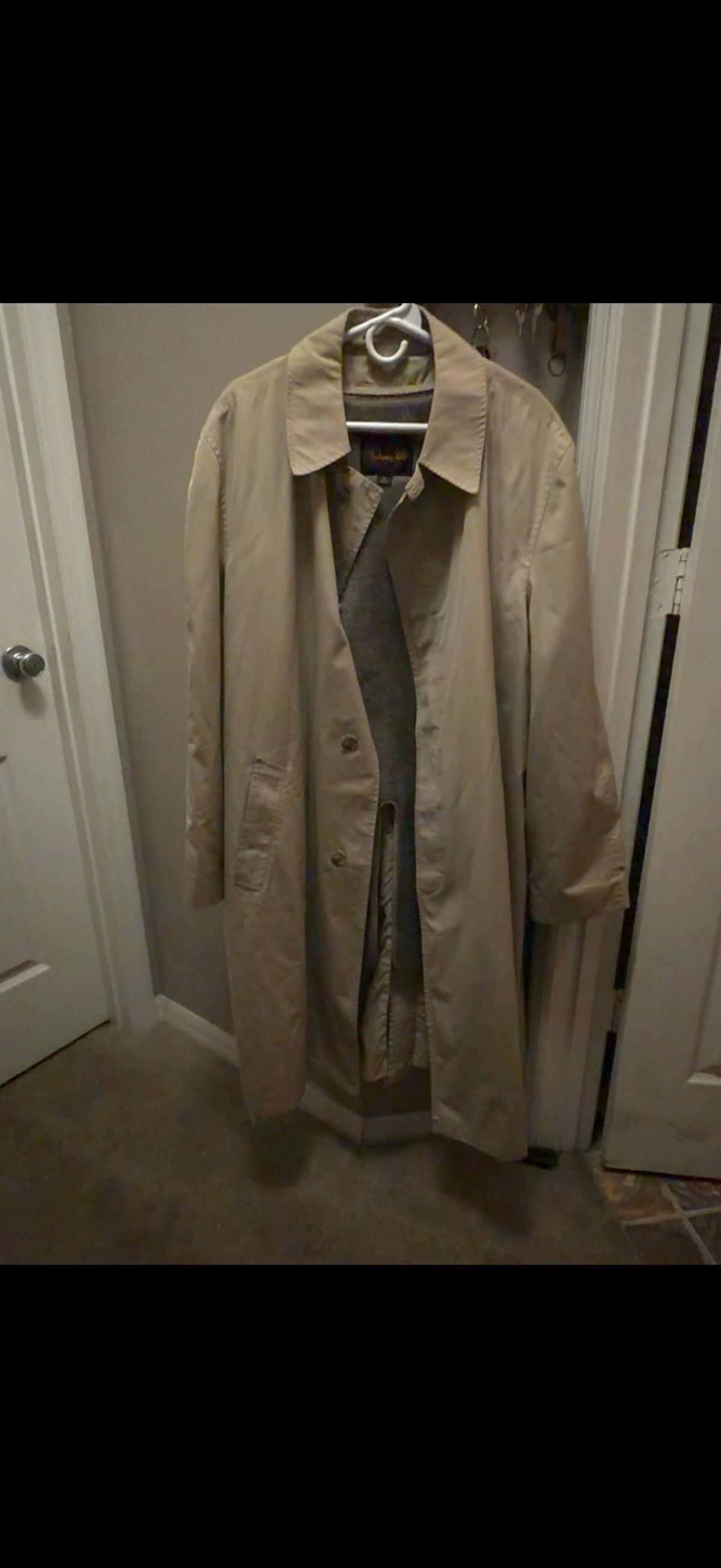 “Actually Vintage” circa-1976 Botany 500 trench coat